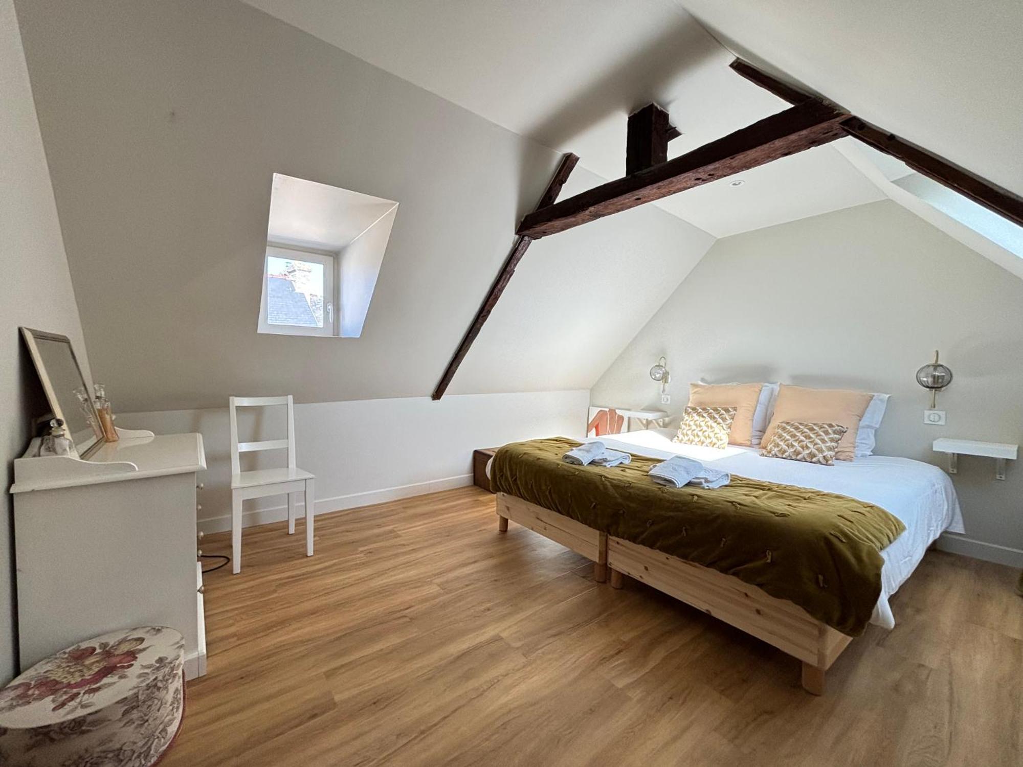 Bajocasse Apt Duplex Spacieux 3 Ch 2 Sdb Cosy Plein Centre Bayeux Decoration Elegante Proche Plages Du Debarquement Екстериор снимка