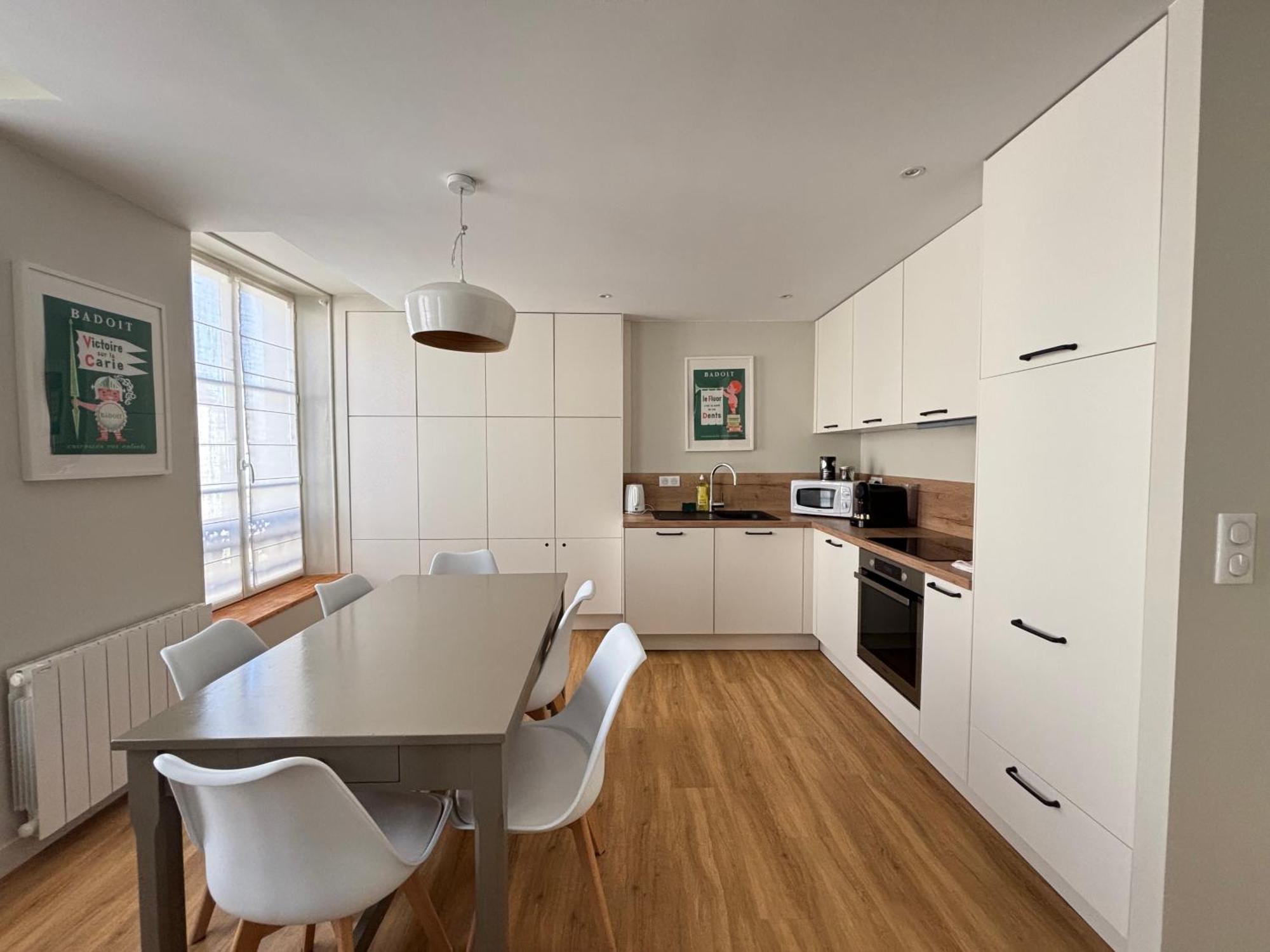 Bajocasse Apt Duplex Spacieux 3 Ch 2 Sdb Cosy Plein Centre Bayeux Decoration Elegante Proche Plages Du Debarquement Екстериор снимка